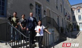 千居房产爆料事件视频播放,揭露行业潜规则